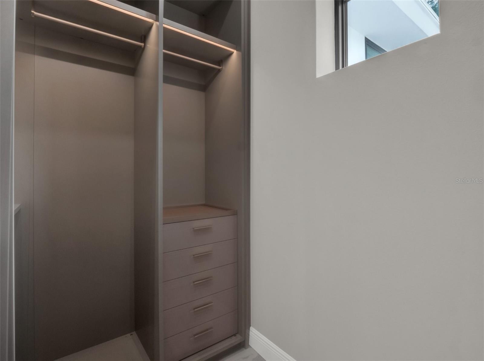 Image 68 of 100 For 7615 12th Circle