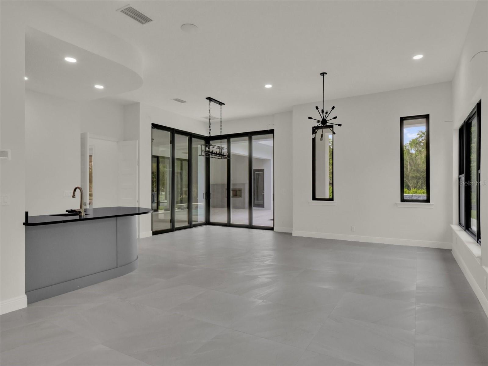 Image 78 of 100 For 7615 12th Circle