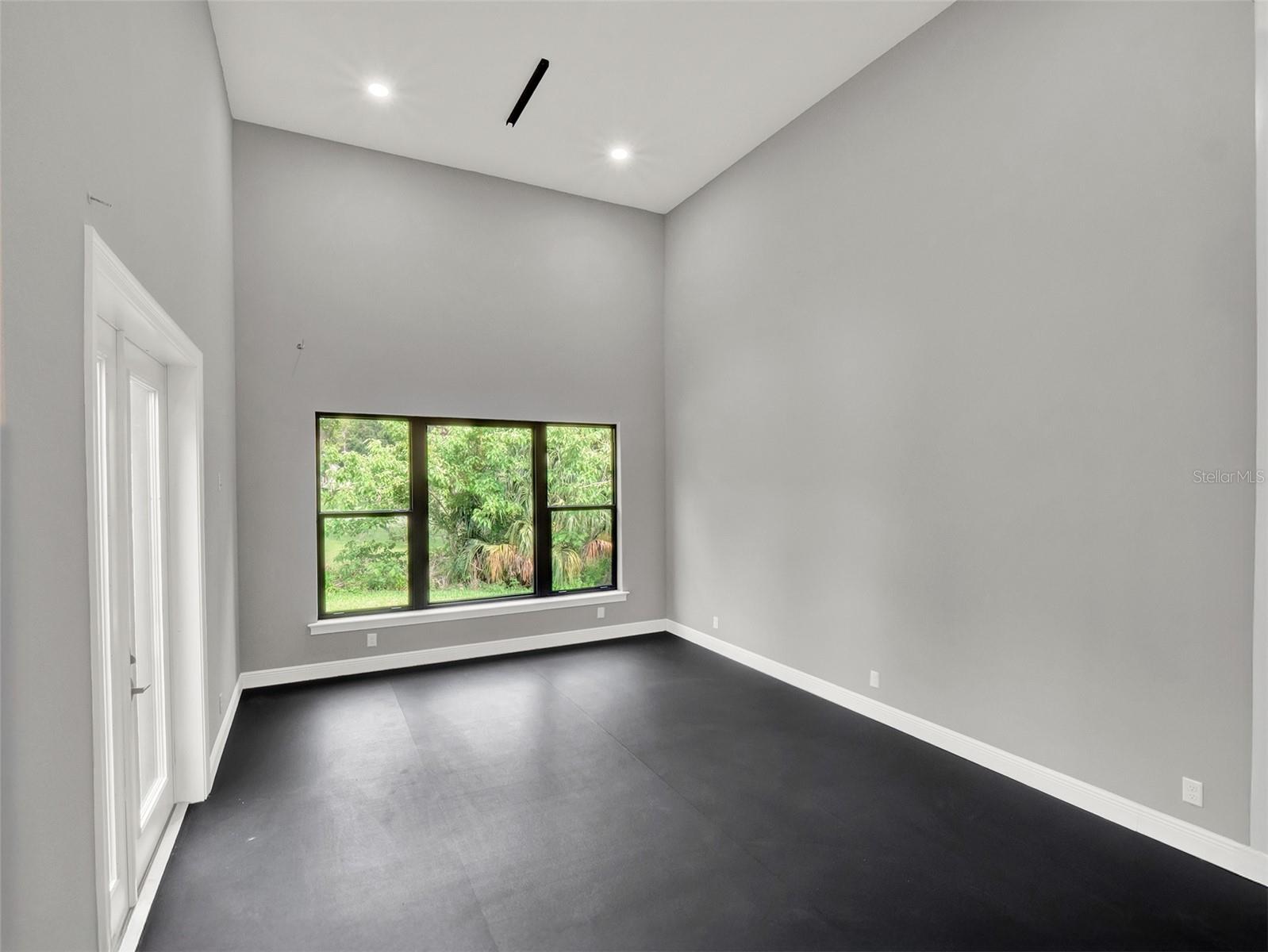 Image 79 of 100 For 7615 12th Circle