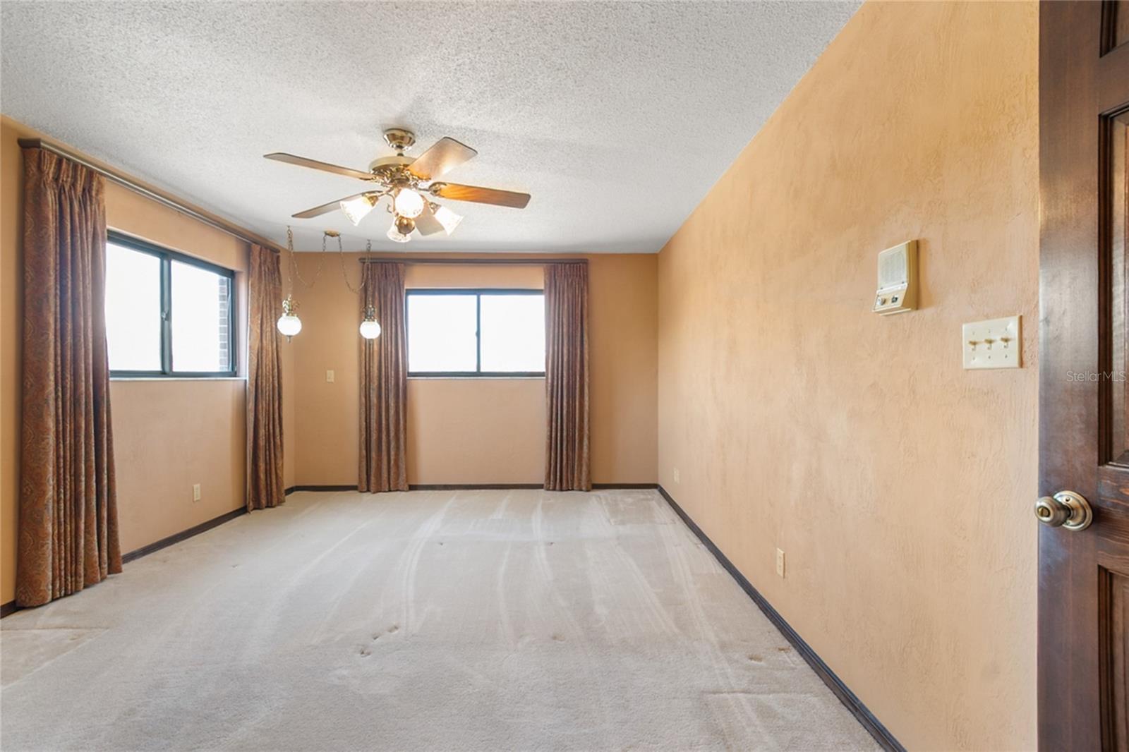 Image 25 of 43 For 330 Sanchez Avenue