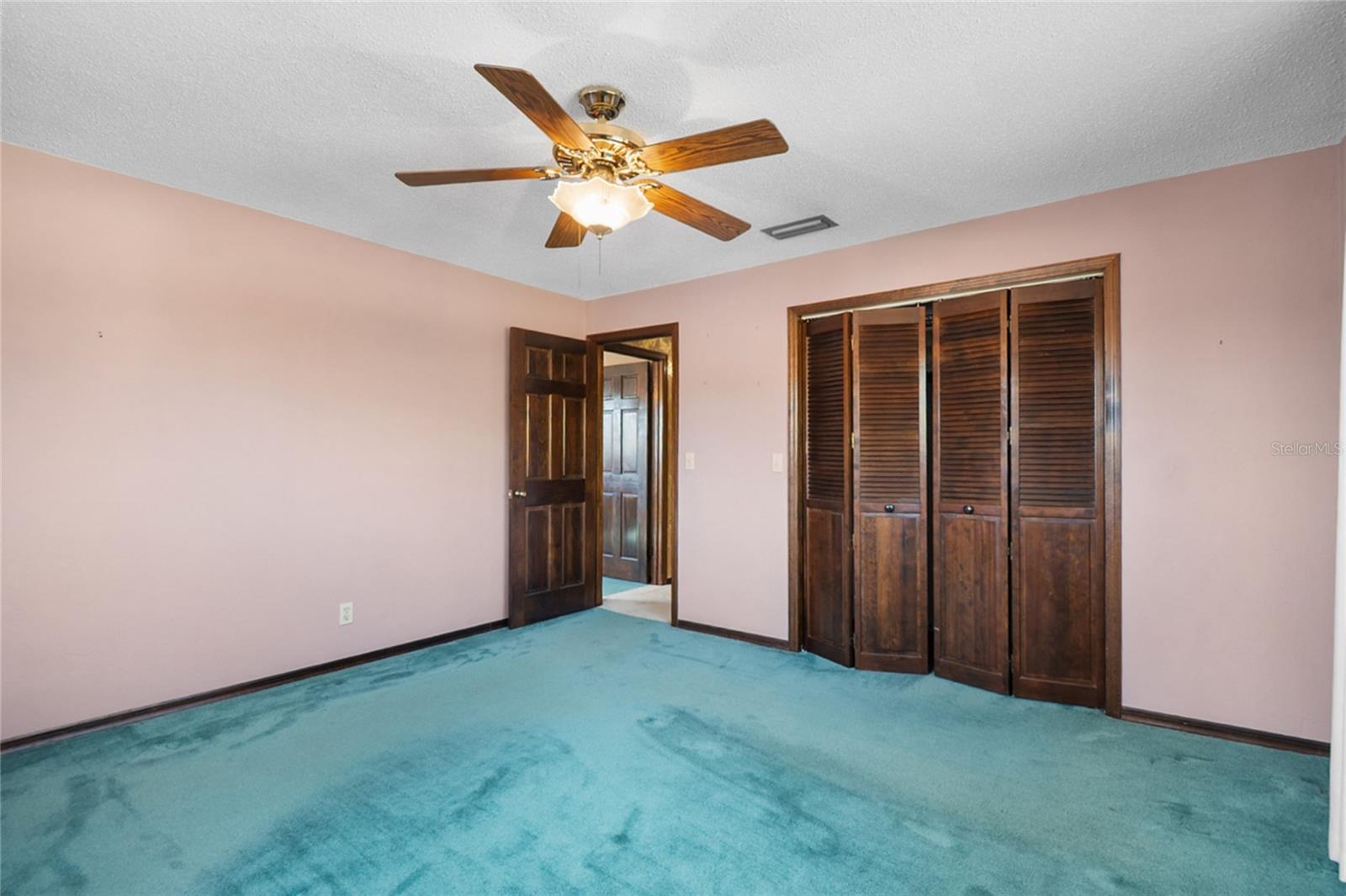 Image 32 of 43 For 330 Sanchez Avenue