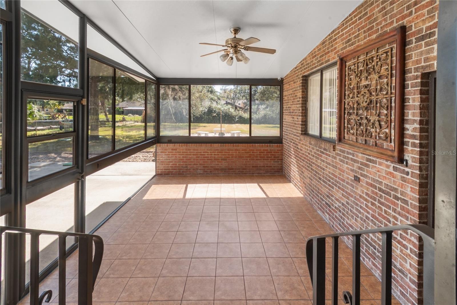 Image 37 of 43 For 330 Sanchez Avenue