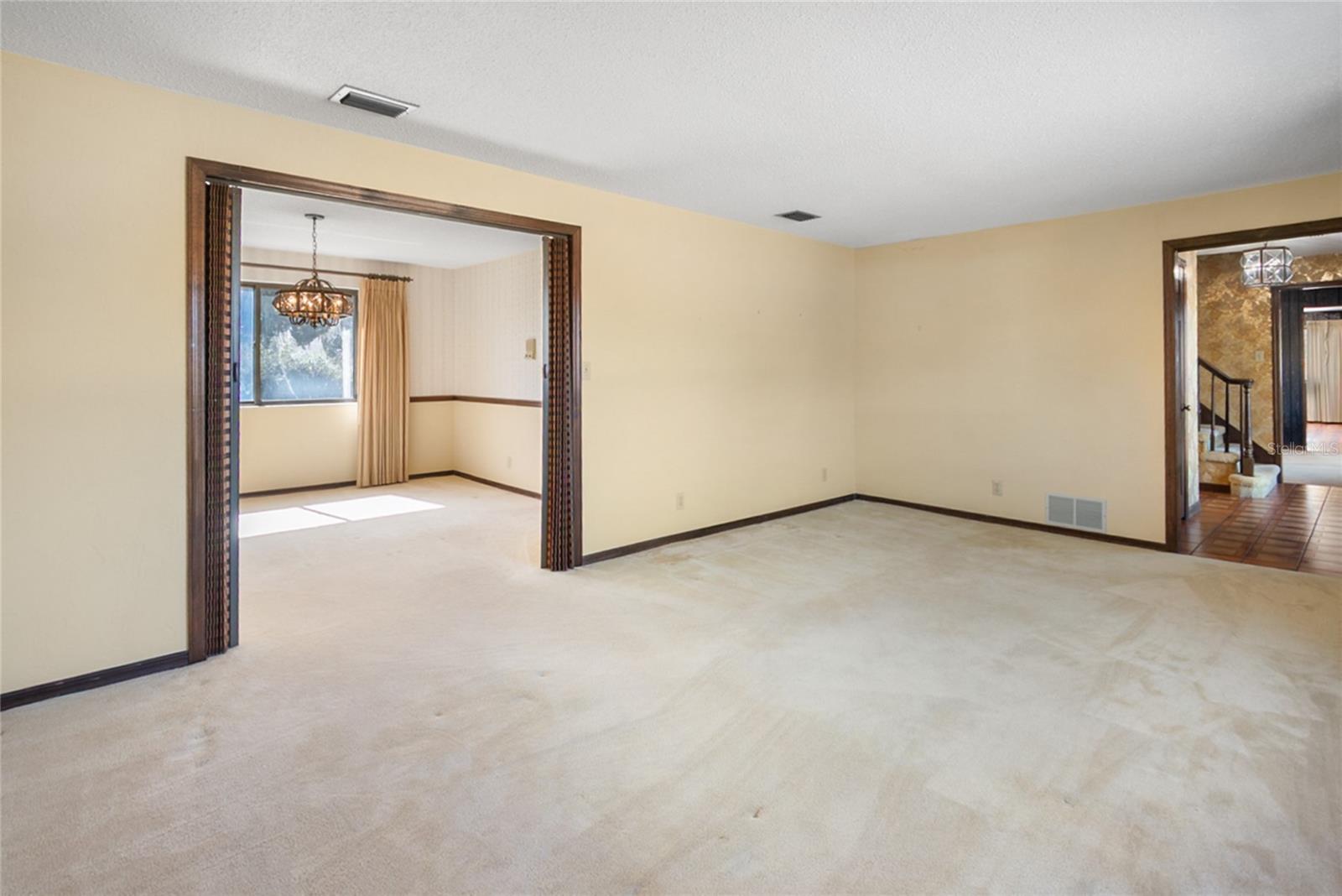 Image 8 of 43 For 330 Sanchez Avenue