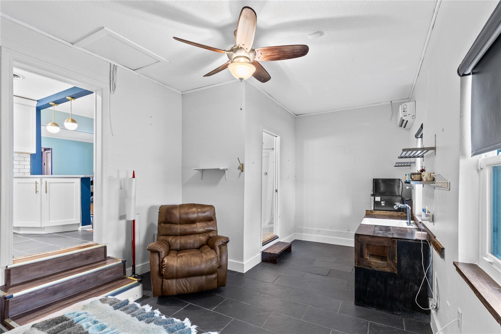 Image 21 of 34 For 958 Hanover Avenue