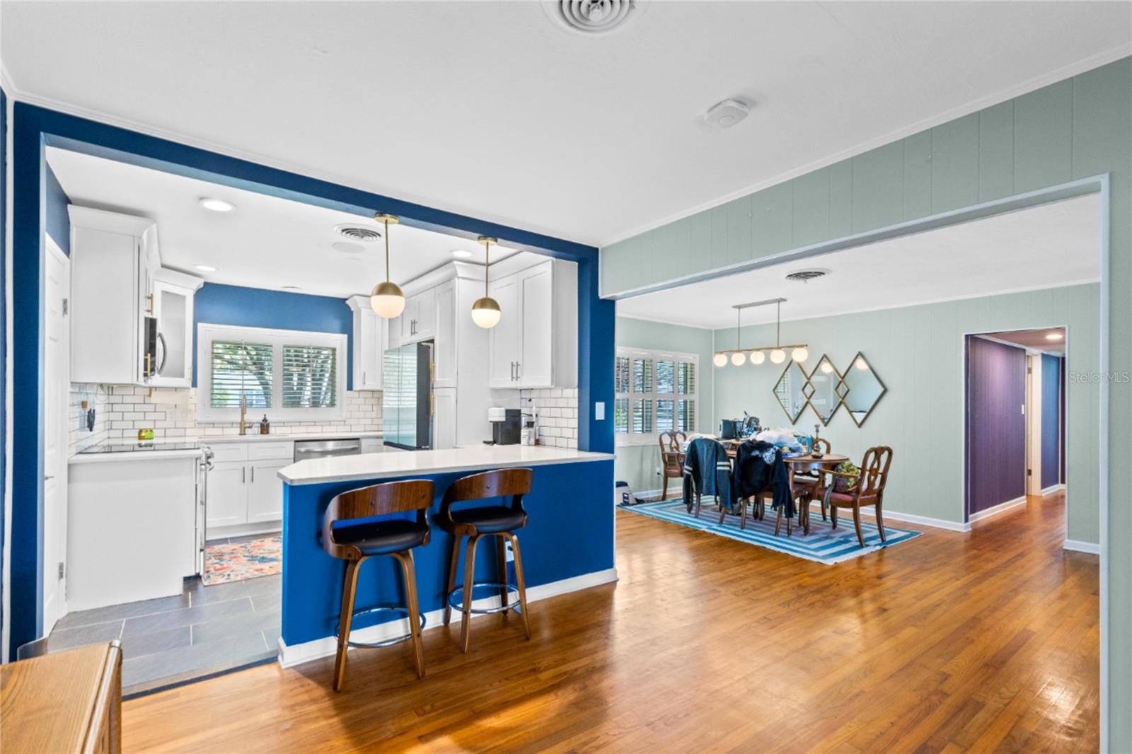 Image 7 of 34 For 958 Hanover Avenue