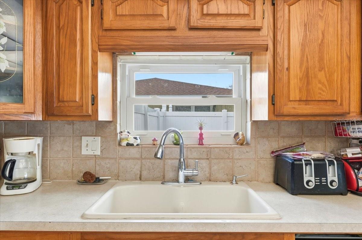 Image 10 of 32 For 912 Heron Circle