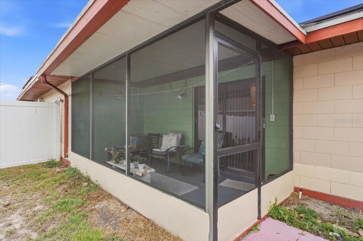 Image 20 of 32 For 912 Heron Circle