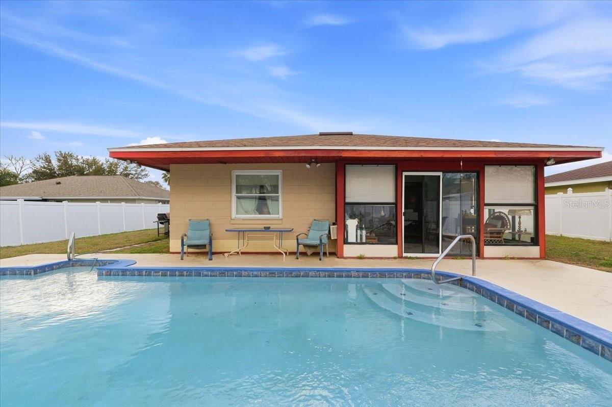 Image 28 of 32 For 912 Heron Circle