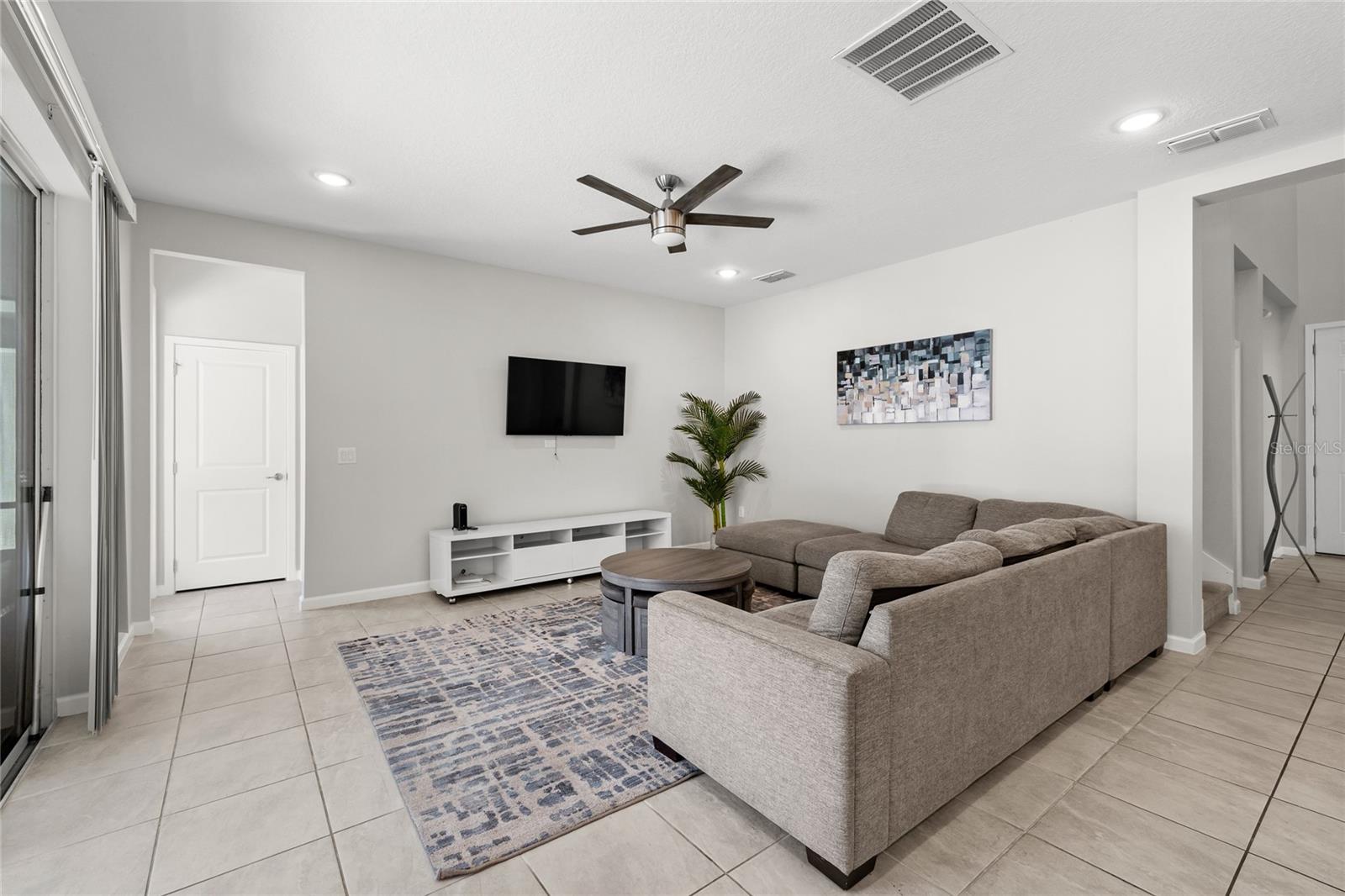 Image 15 of 63 For 290 Marcello Boulevard