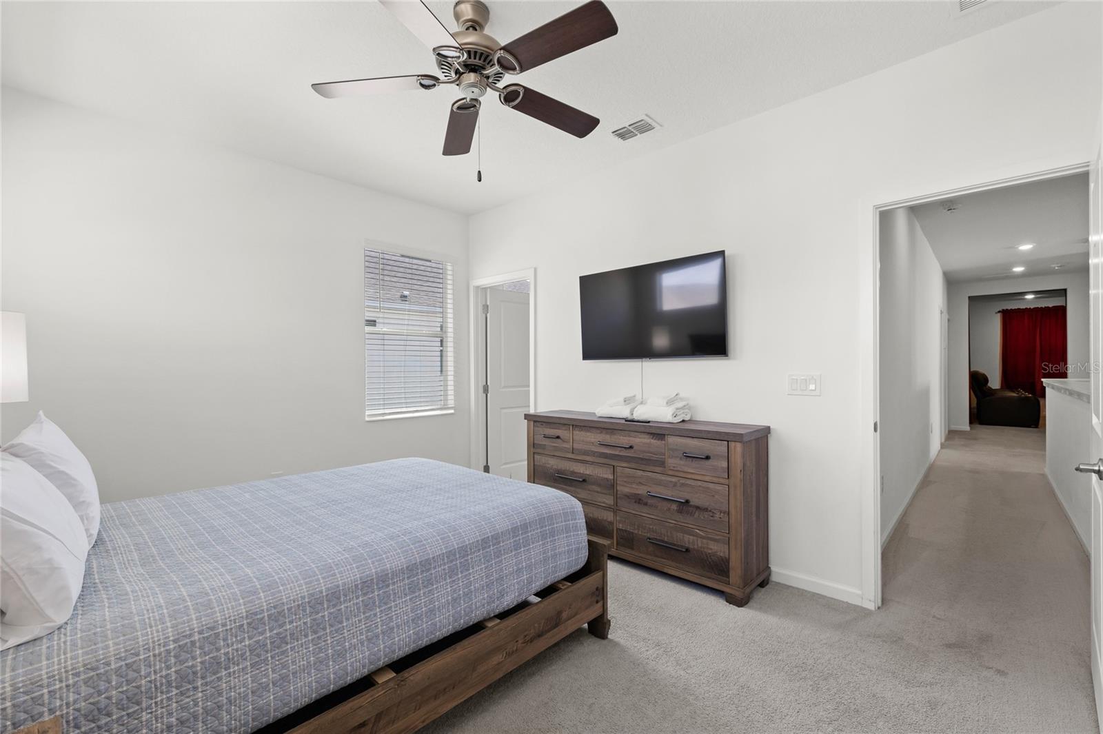 Image 33 of 63 For 290 Marcello Boulevard