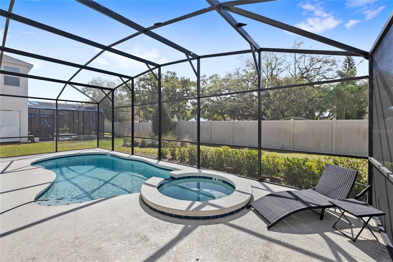 Image 37 of 63 For 290 Marcello Boulevard