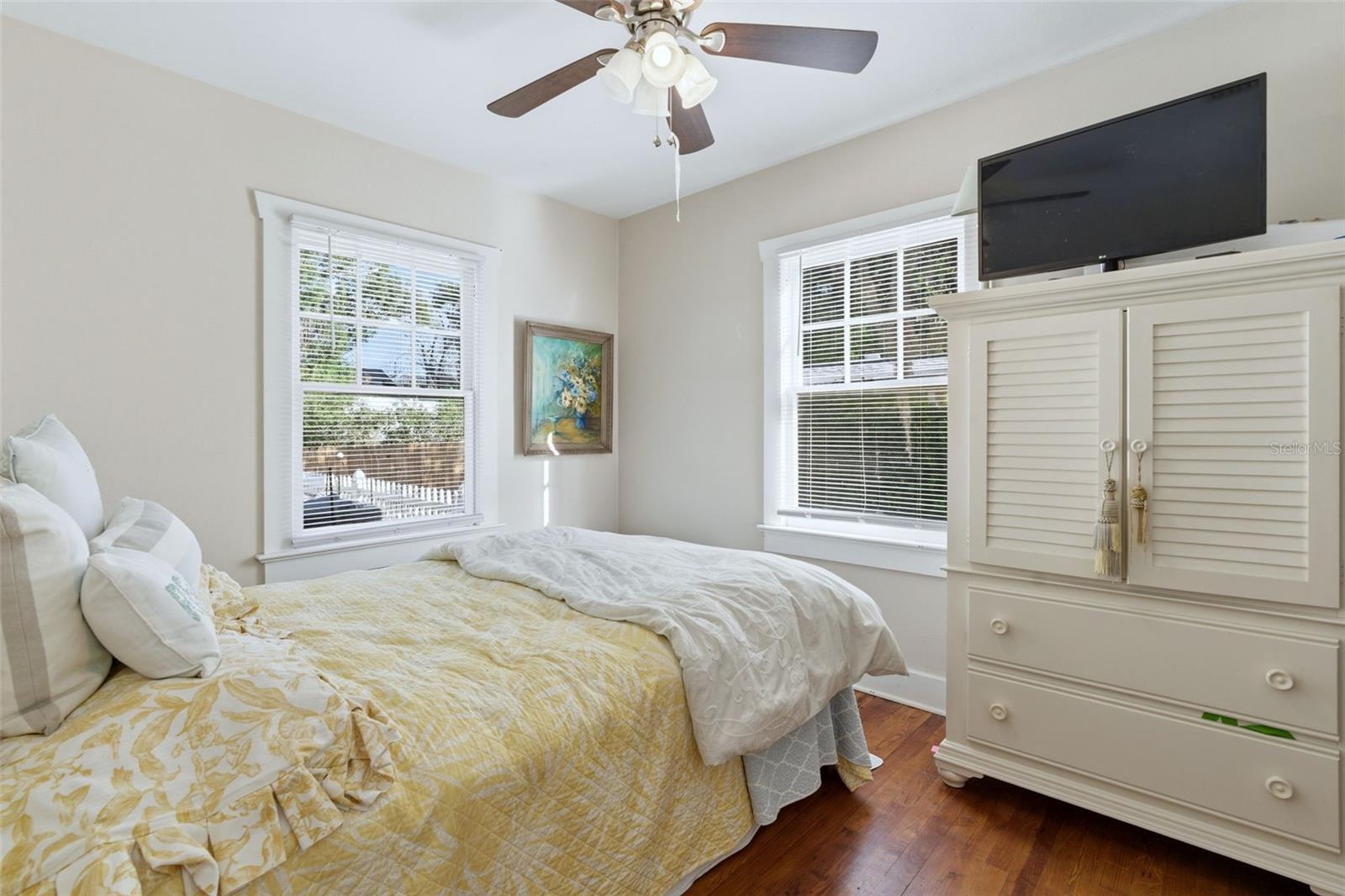 Image 14 of 38 For 441 Kentucky Avenue