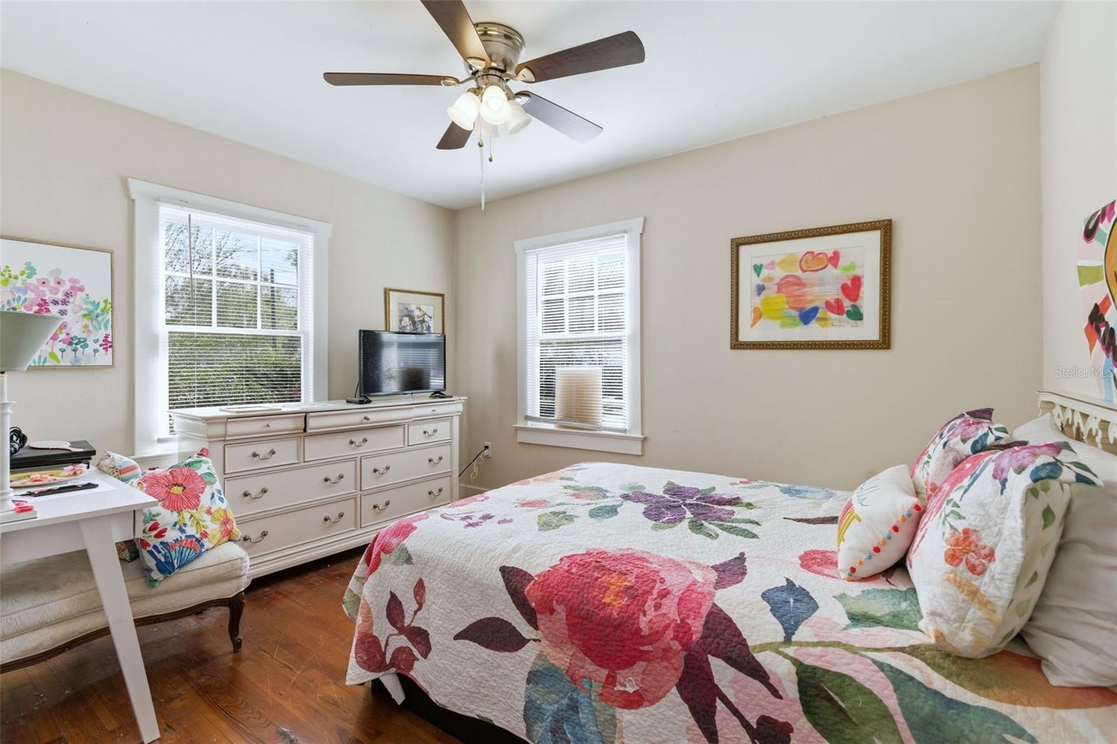 Image 15 of 38 For 441 Kentucky Avenue