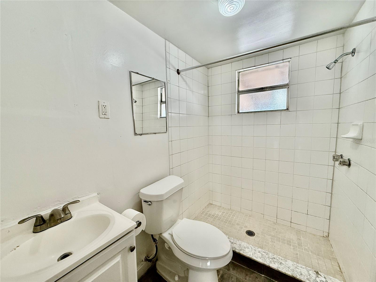 Image 9 of 11 For 3908 Nashville Avenue