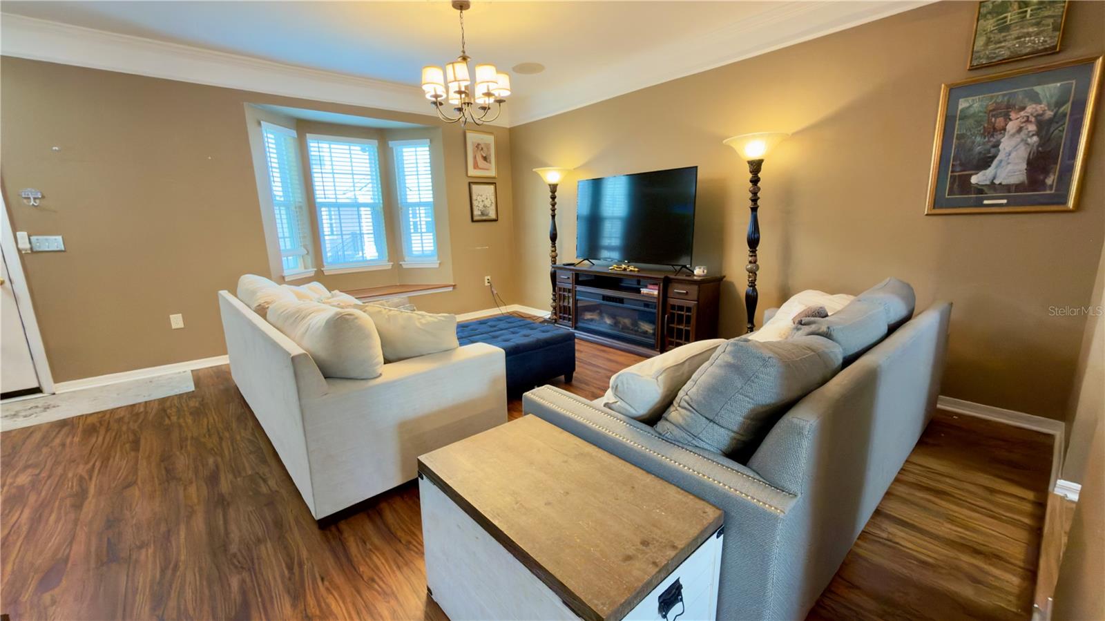 Image 10 of 96 For 6624 Time Square Avenue 102