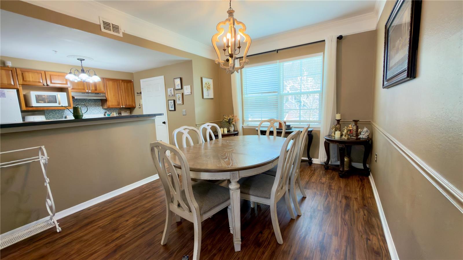 Image 17 of 96 For 6624 Time Square Avenue 102