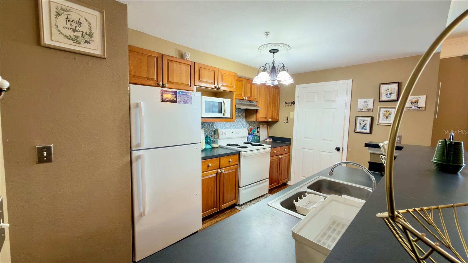 Image 20 of 96 For 6624 Time Square Avenue 102