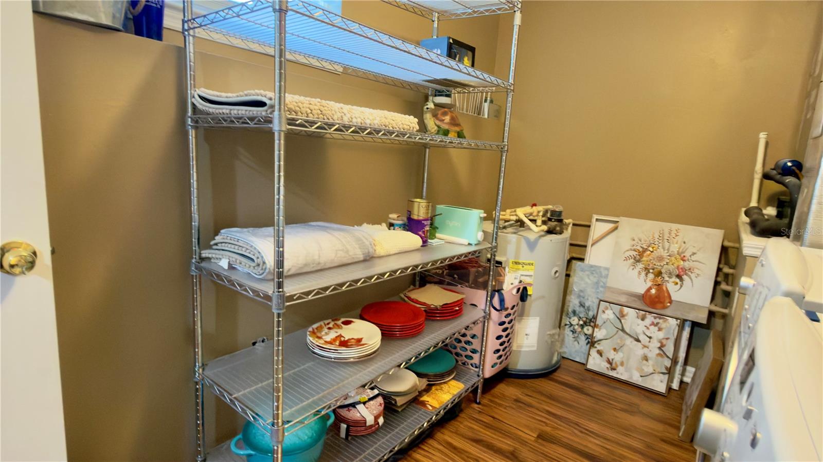 Image 42 of 96 For 6624 Time Square Avenue 102