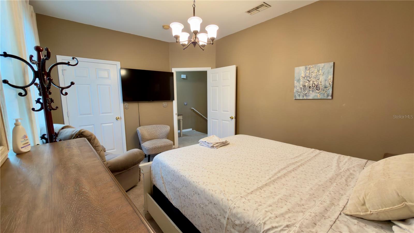 Image 53 of 96 For 6624 Time Square Avenue 102