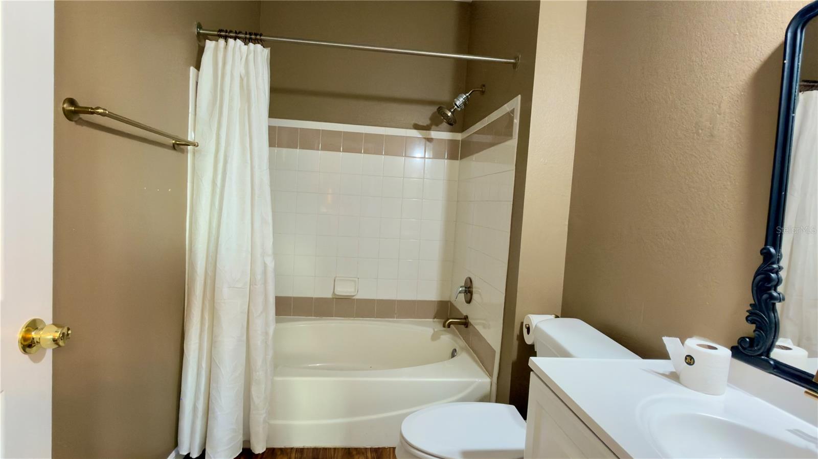 Image 69 of 96 For 6624 Time Square Avenue 102