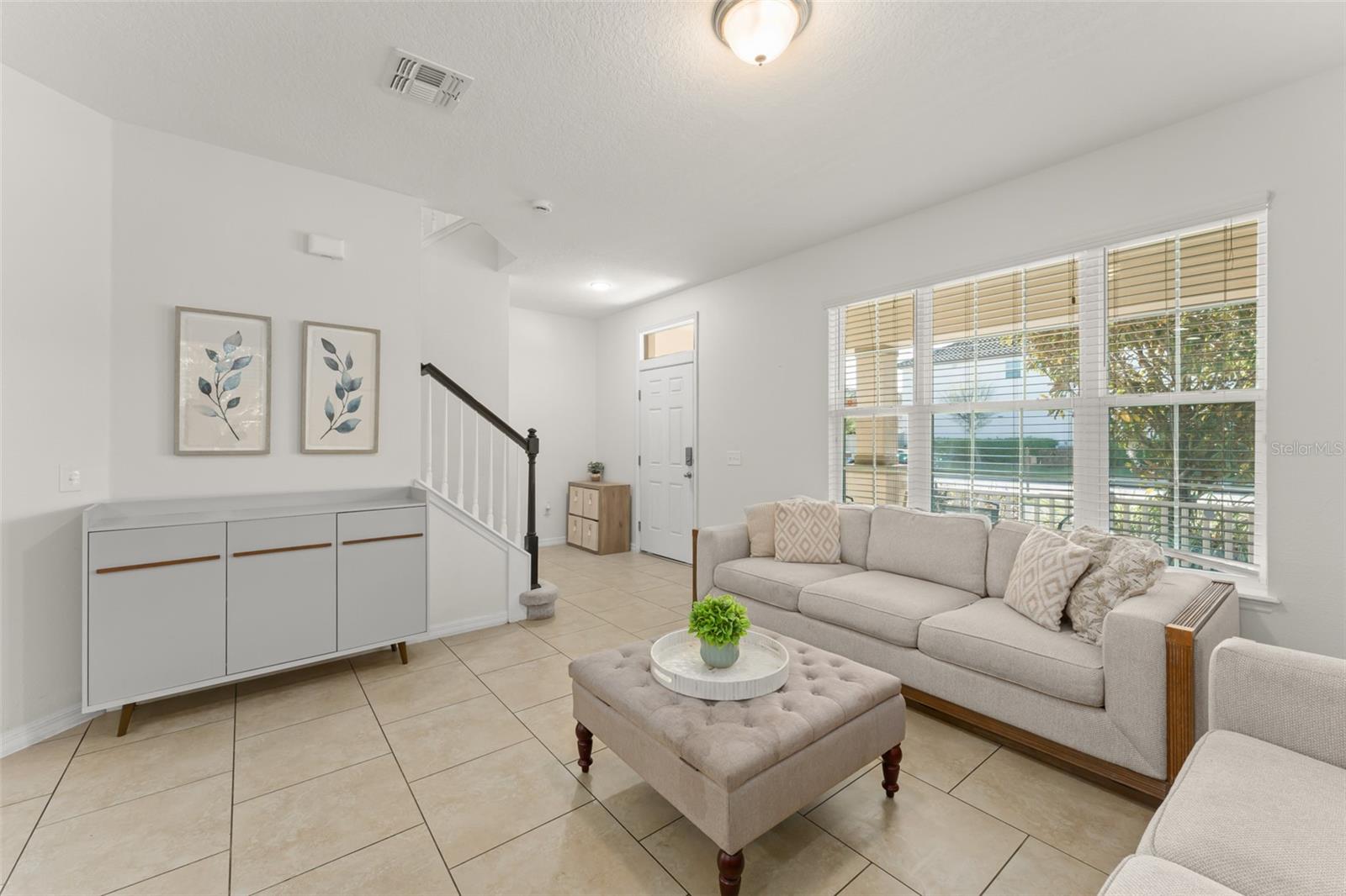 Image 15 of 50 For 12121 Silverlake Park Drive