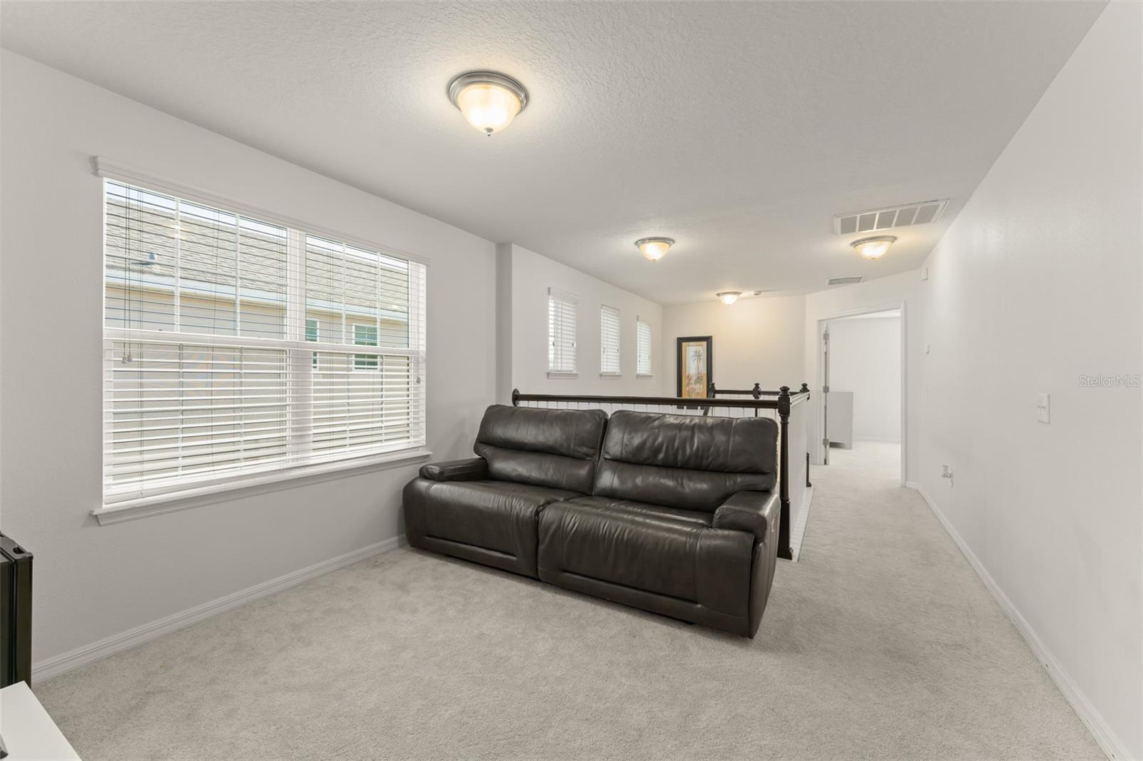 Image 31 of 50 For 12121 Silverlake Park Drive