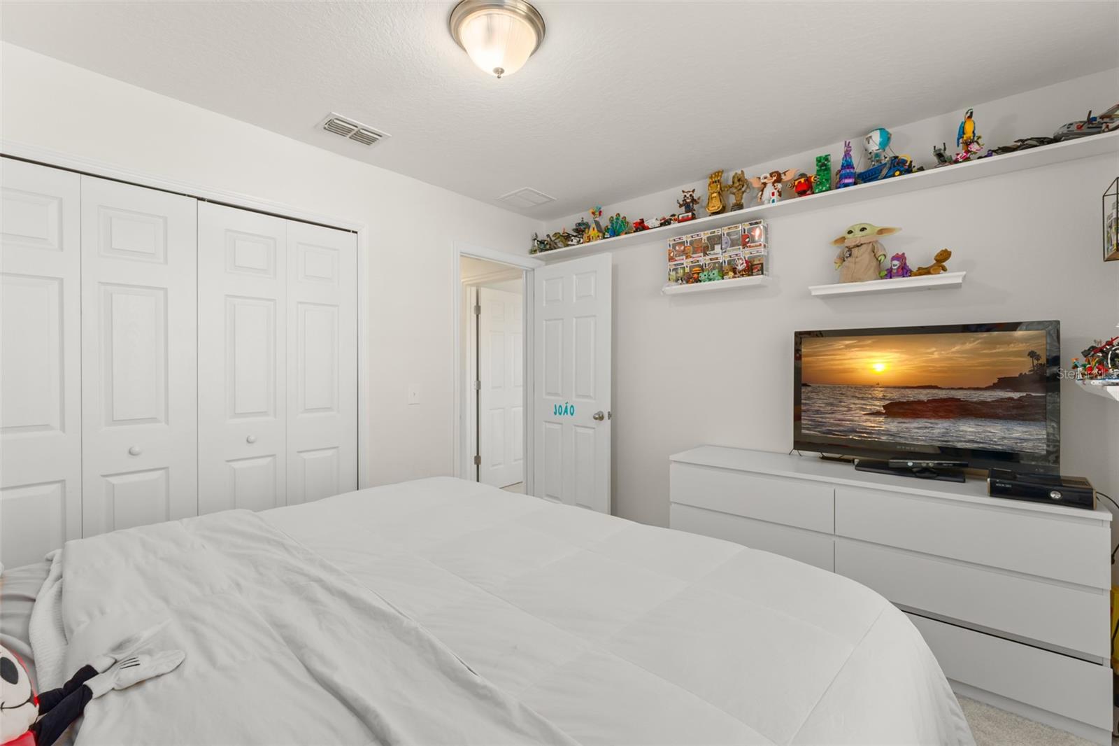 Image 37 of 50 For 12121 Silverlake Park Drive