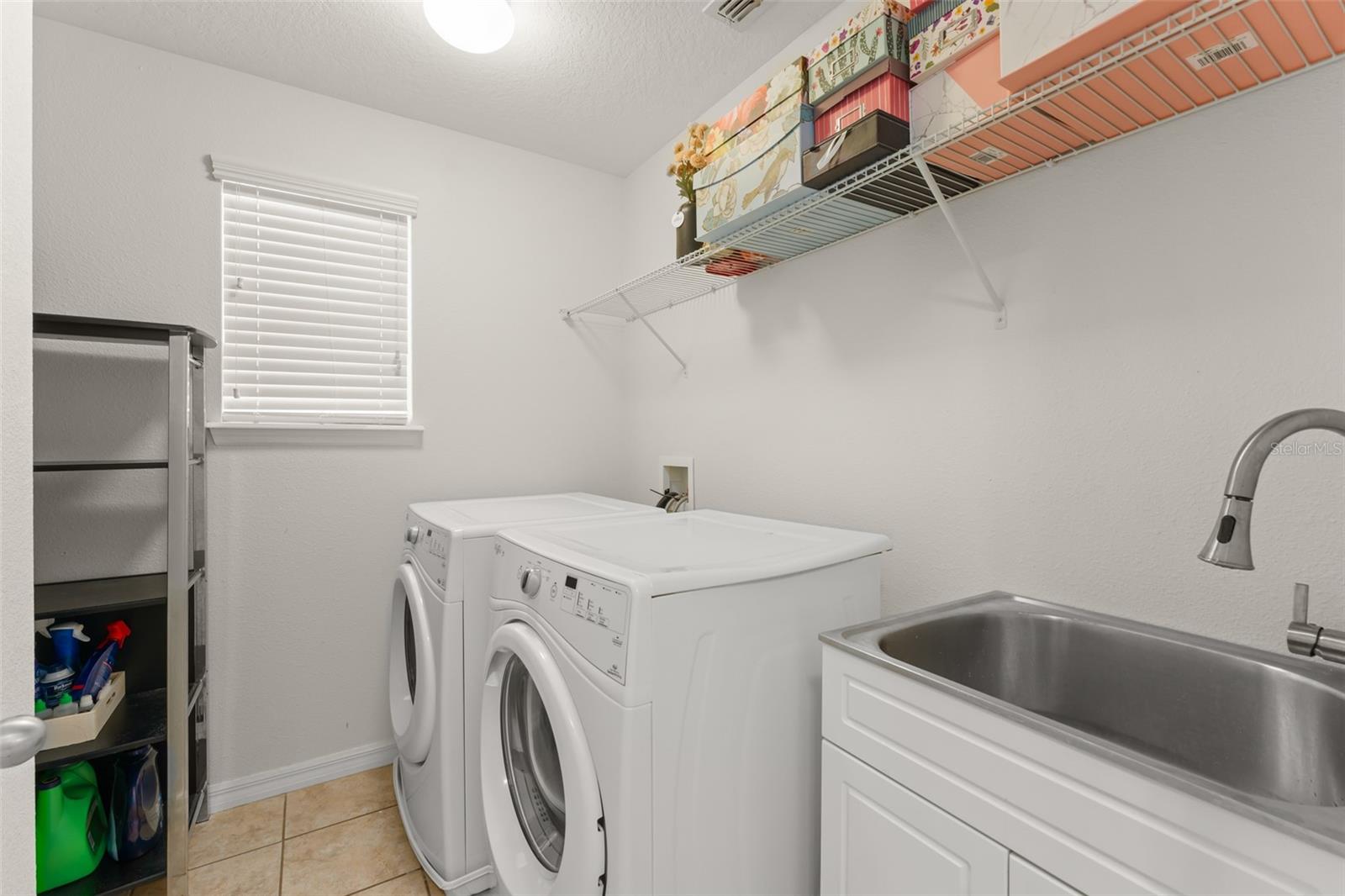 Image 40 of 50 For 12121 Silverlake Park Drive