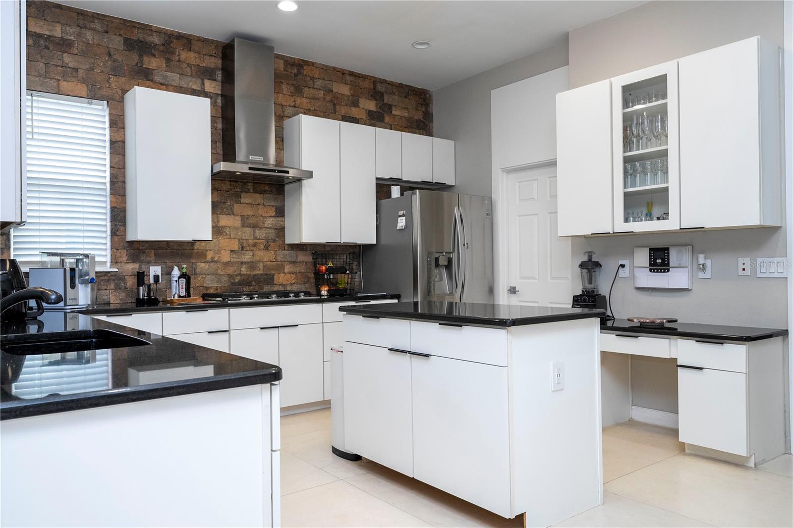 Image 23 of 100 For 11339 Camden Park Drive