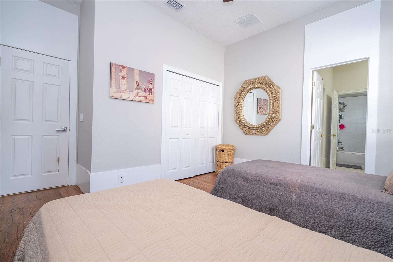 Image 82 of 100 For 11339 Camden Park Drive