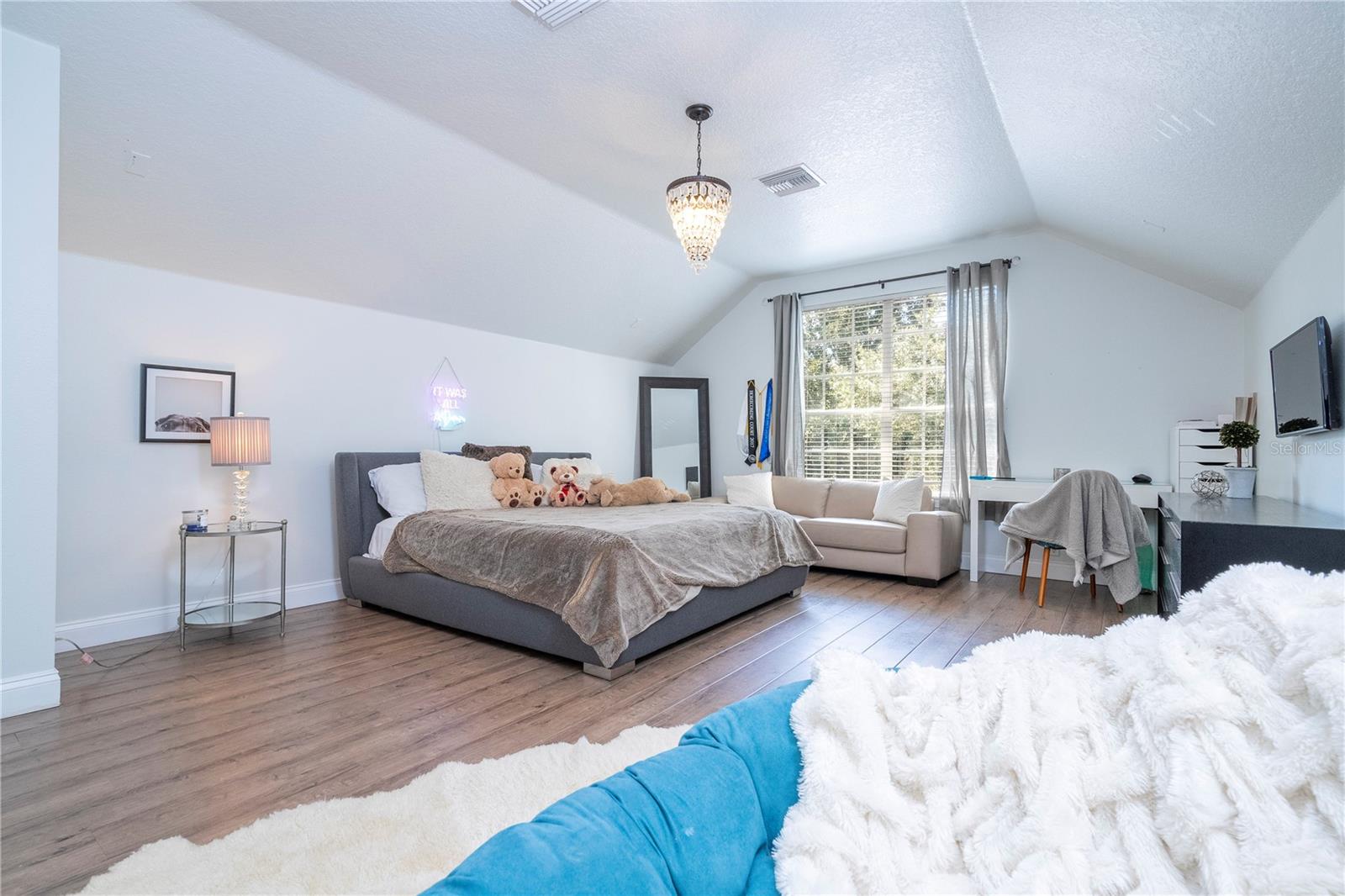 Image 95 of 100 For 11339 Camden Park Drive