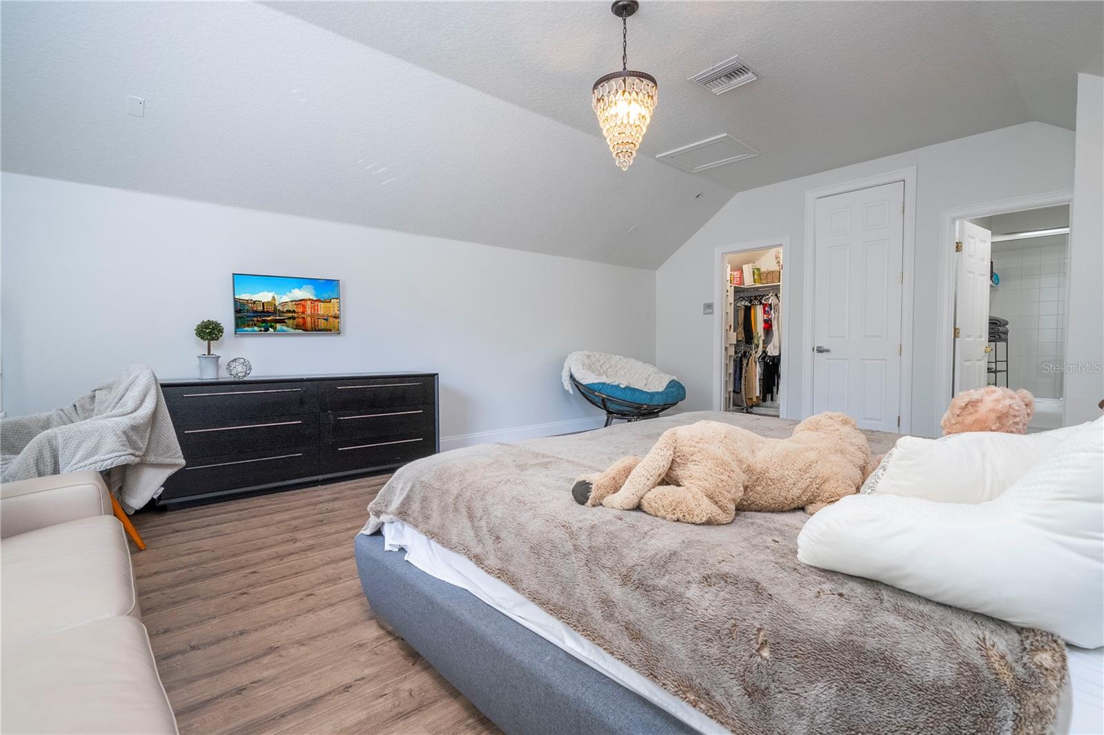 Image 97 of 100 For 11339 Camden Park Drive