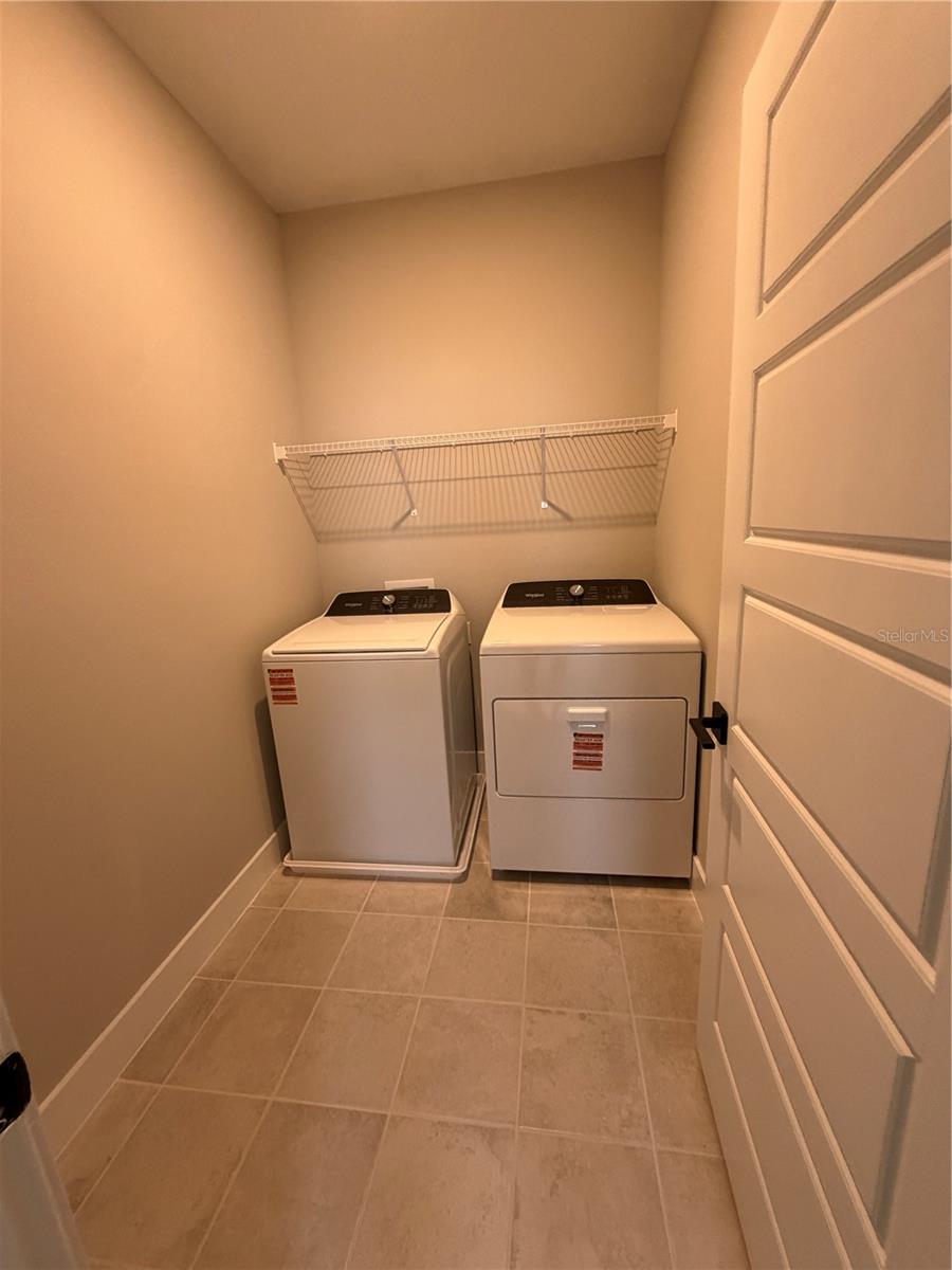 Image 14 of 27 For 5106 Railroad Vine Alley