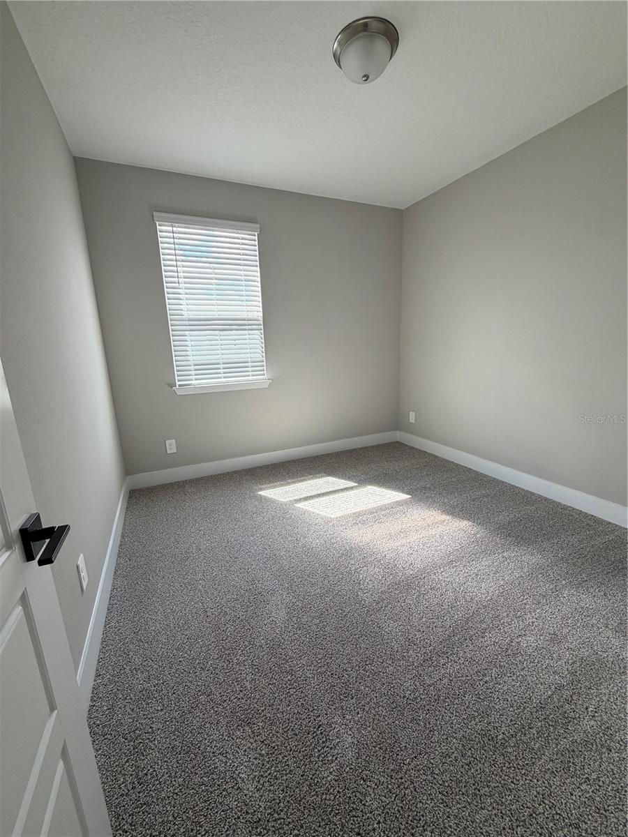 Image 22 of 27 For 5106 Railroad Vine Alley