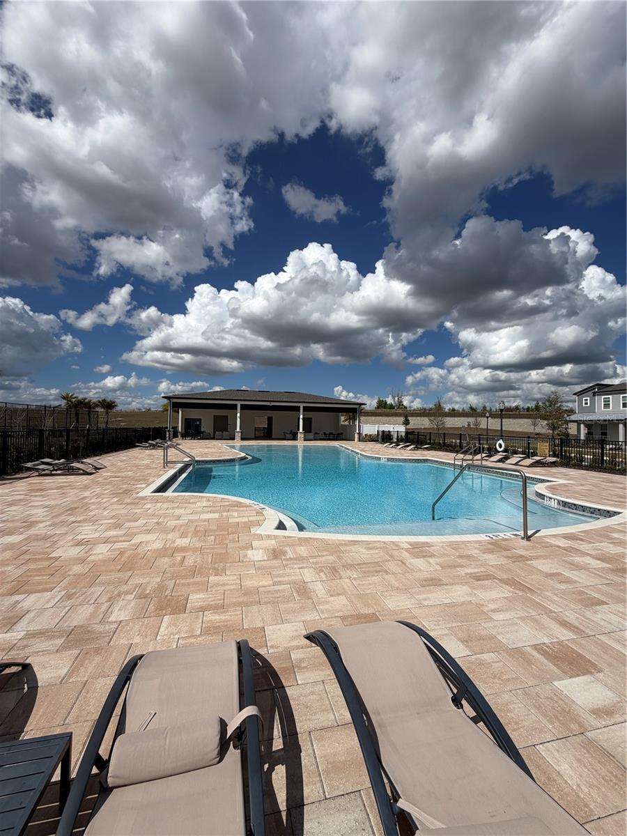 Image 27 of 27 For 5106 Railroad Vine Alley