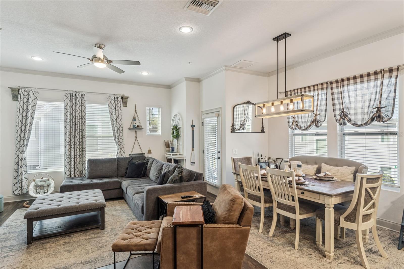 Image 15 of 40 For 1015 Lychee Court