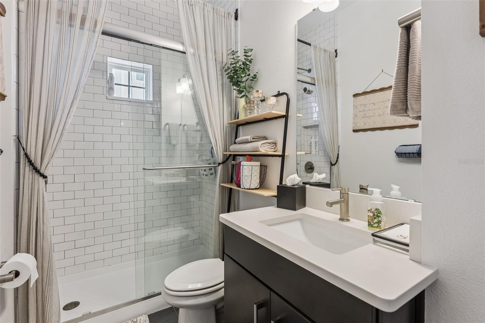 Image 8 of 40 For 1015 Lychee Court