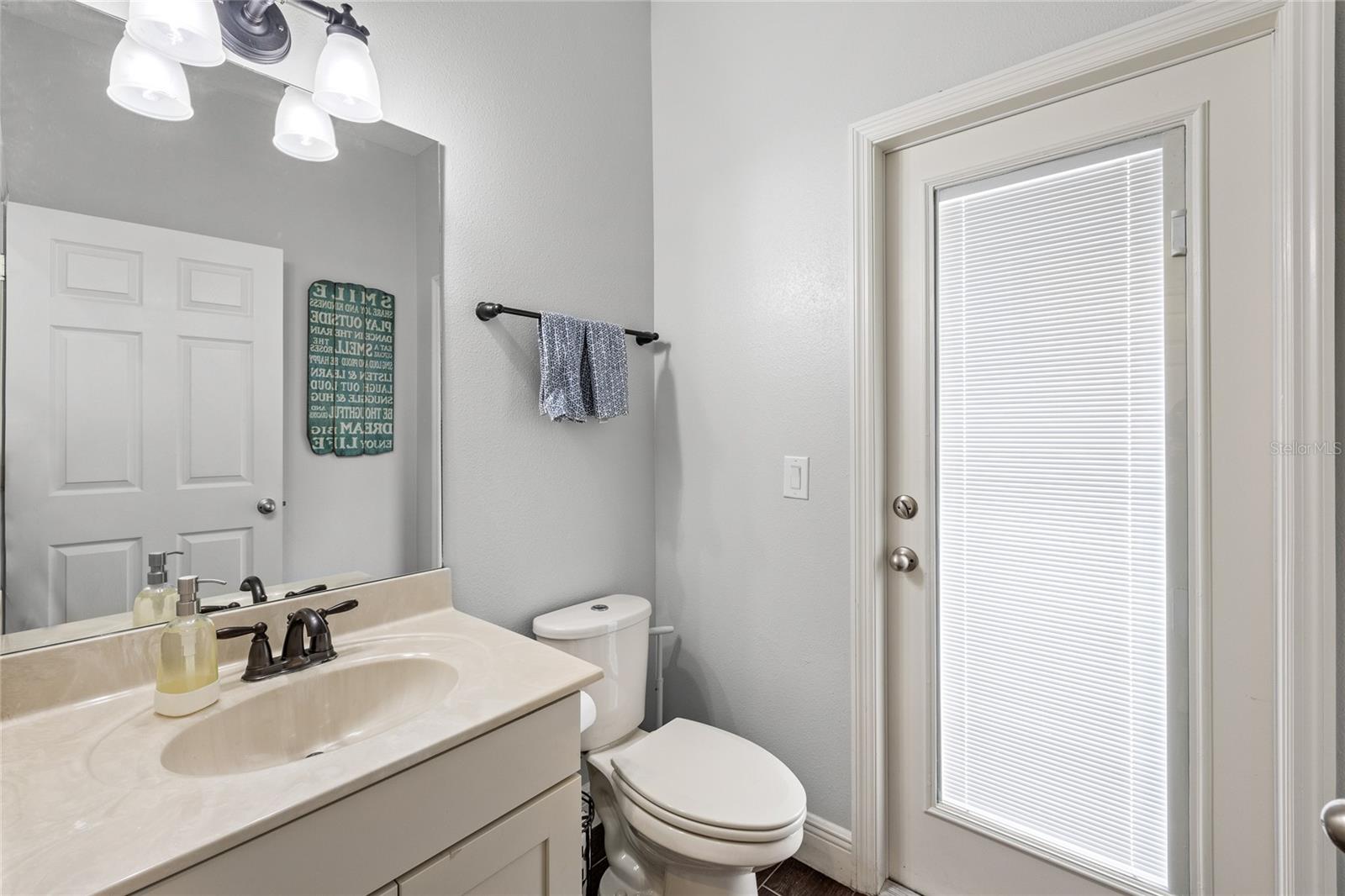 Image 16 of 40 For 11816 Angle Pond Avenue