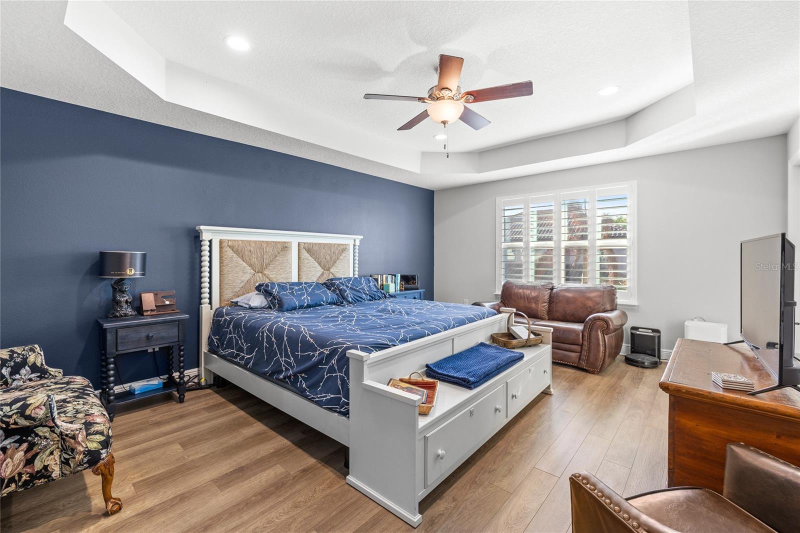 Image 19 of 40 For 11816 Angle Pond Avenue