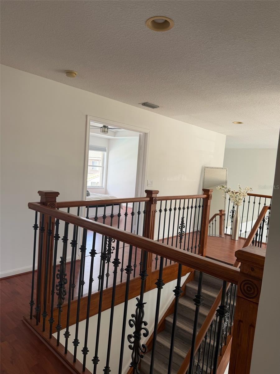 Image 7 of 29 For 16223 15th Street