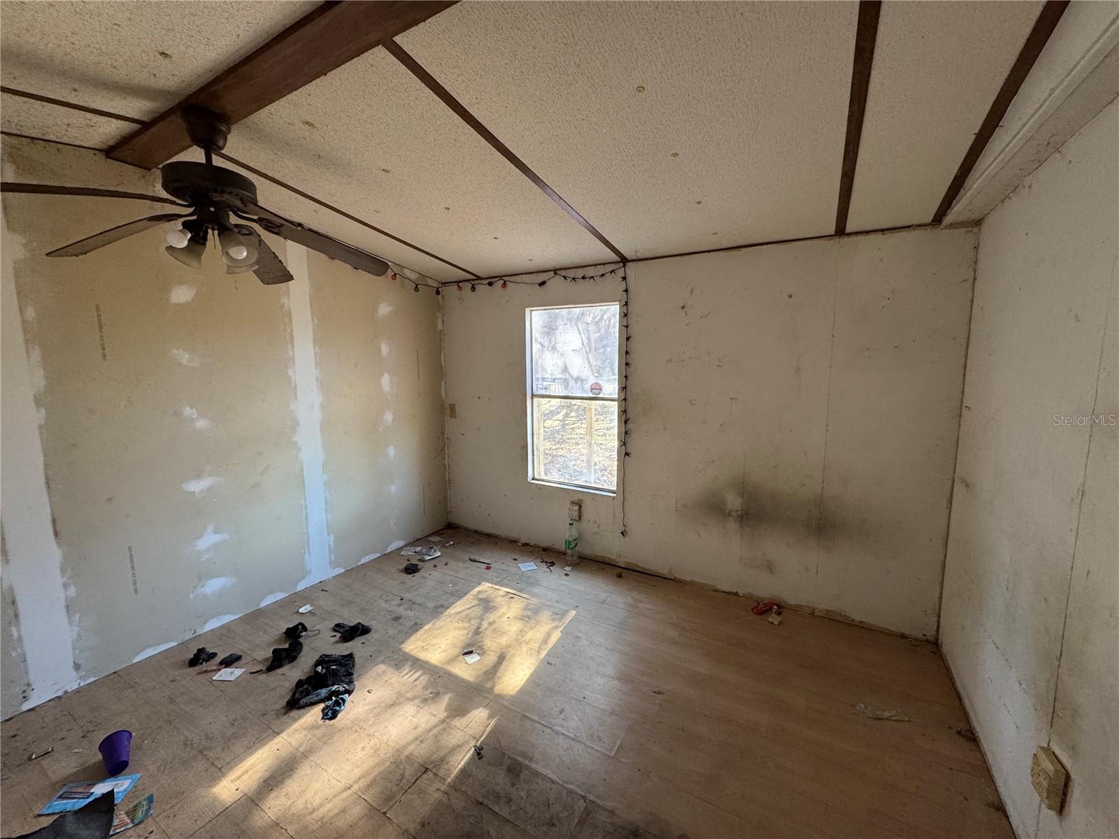 Image 18 of 26 For 8921 Hammock Loop