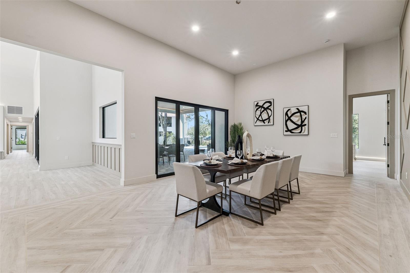 Image 19 of 58 For 1447 Bird Road