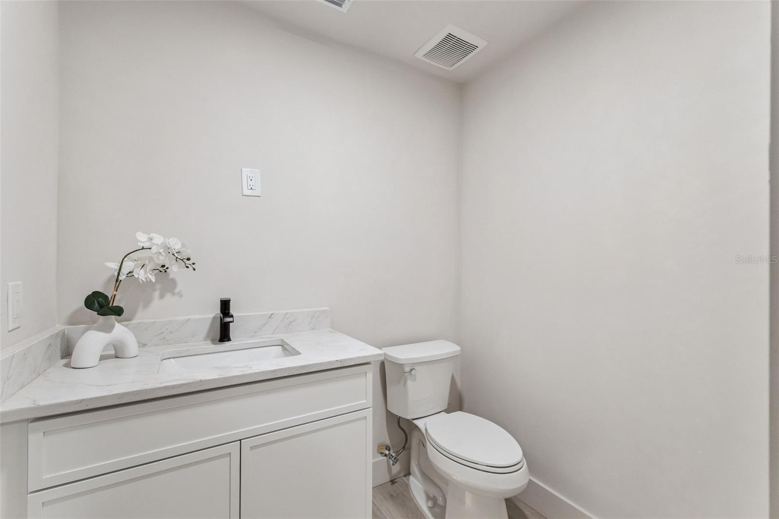 Image 41 of 58 For 1447 Bird Road