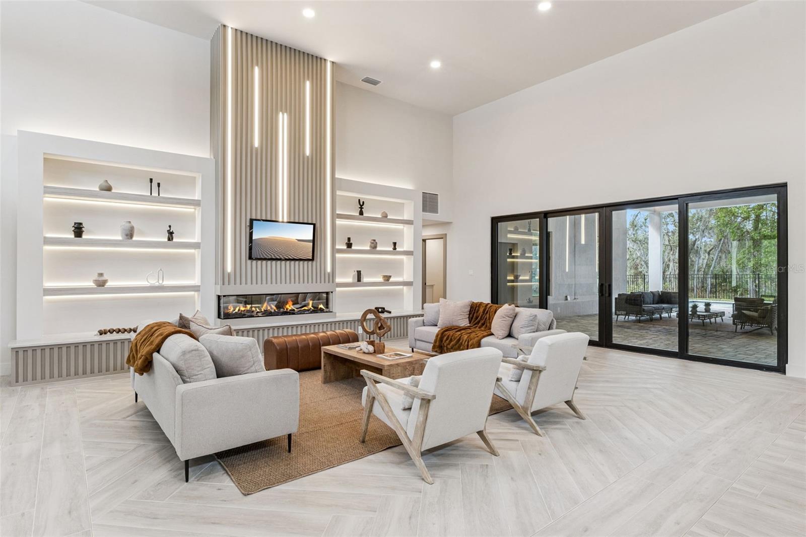 Image 5 of 58 For 1447 Bird Road