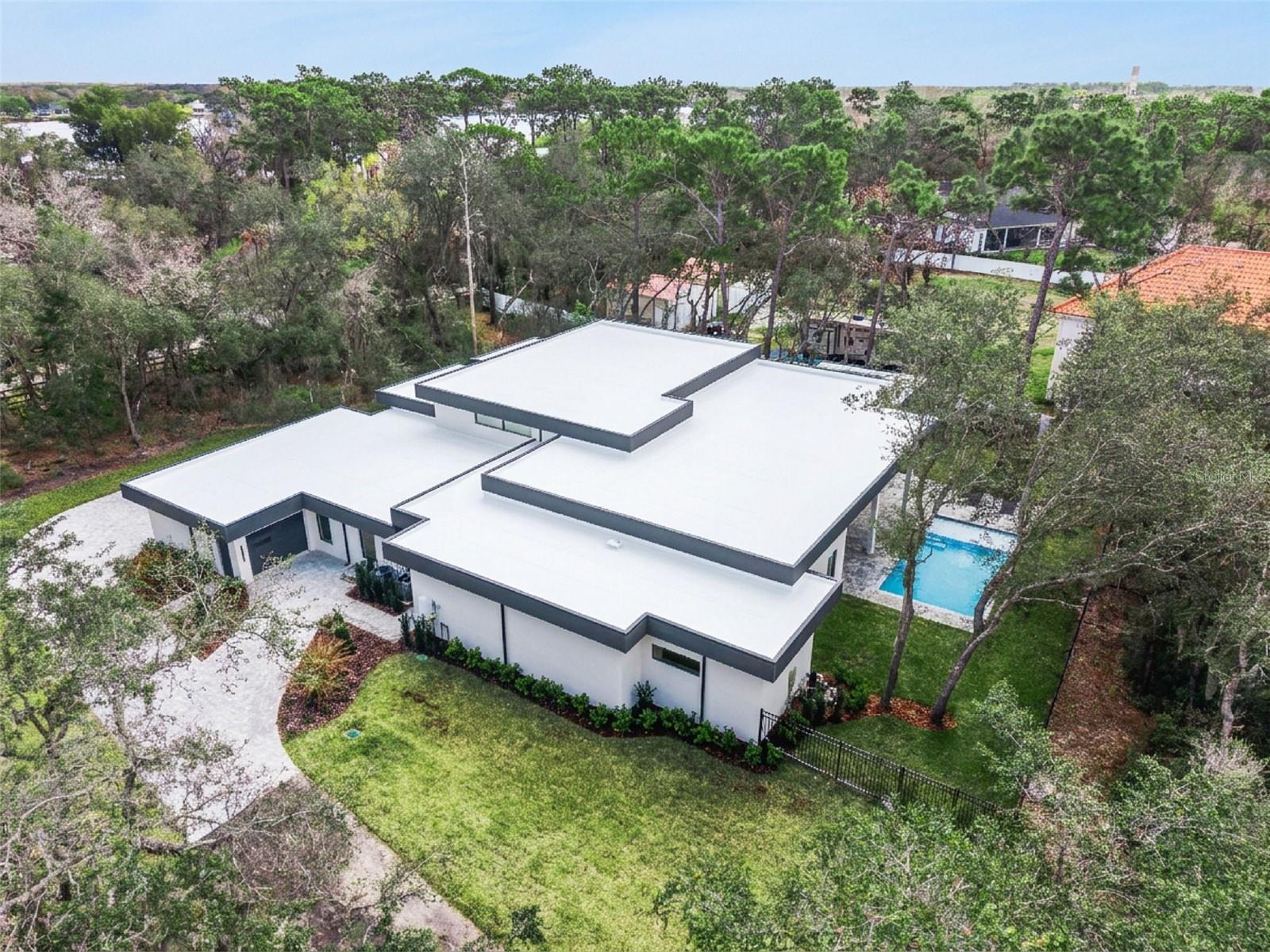 Image 56 of 58 For 1447 Bird Road