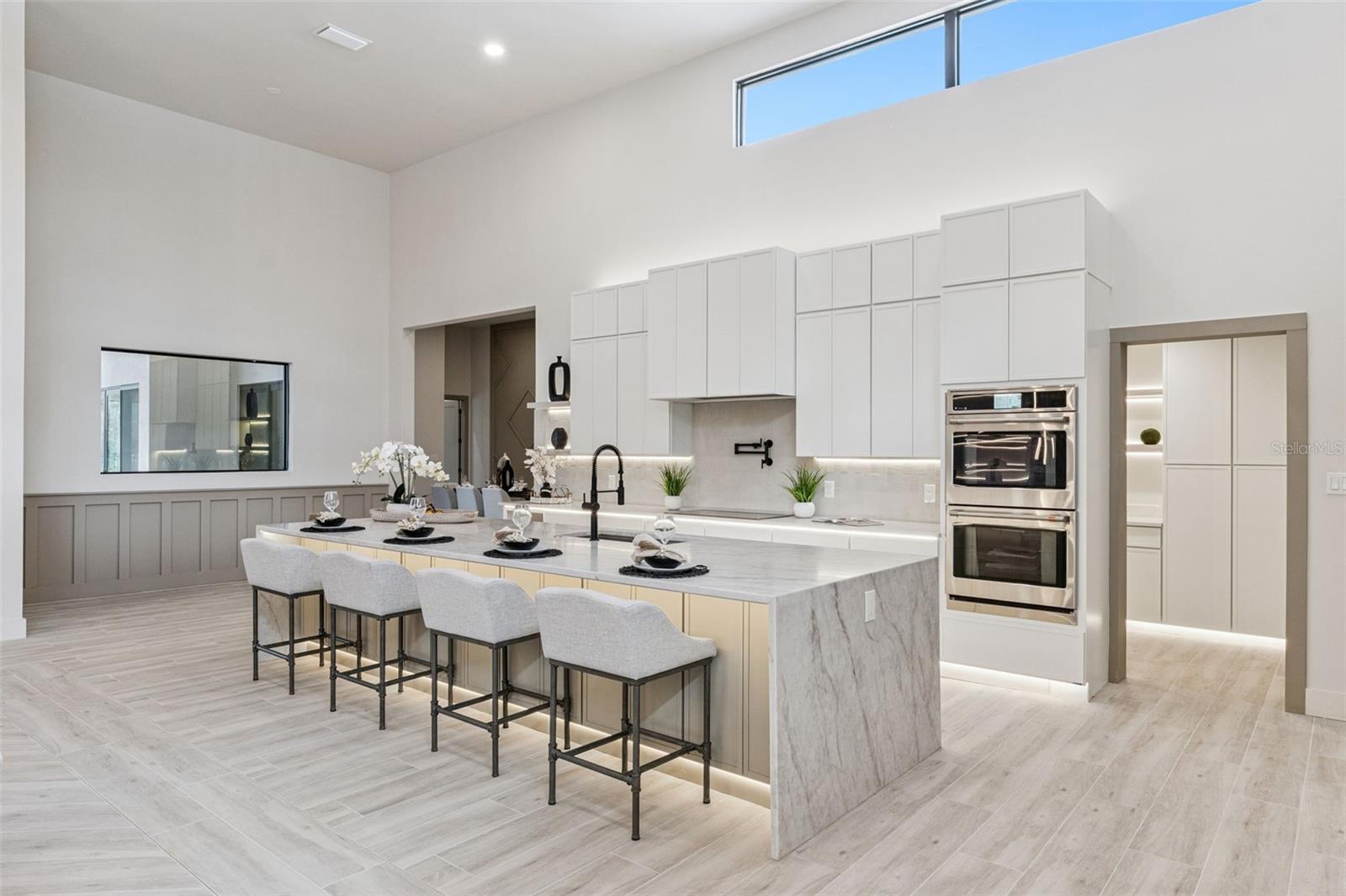 Image 9 of 58 For 1447 Bird Road