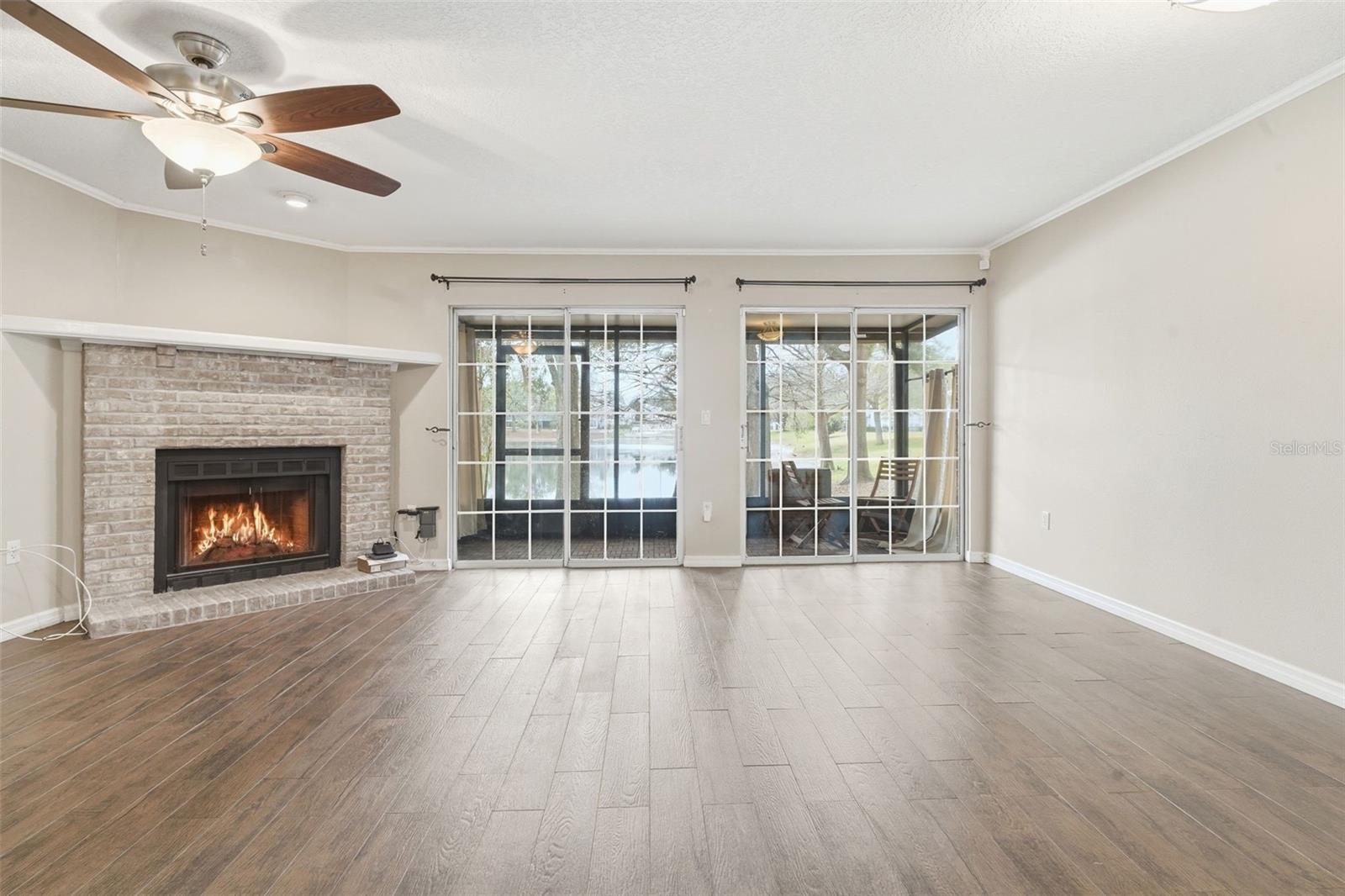 Image 13 of 37 For 2201 Coach House Boulevard 208