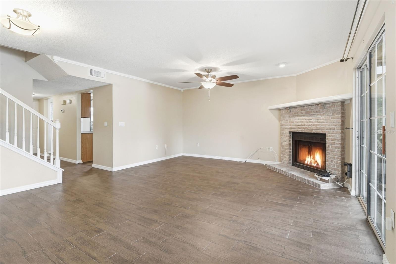 Image 14 of 37 For 2201 Coach House Boulevard 208