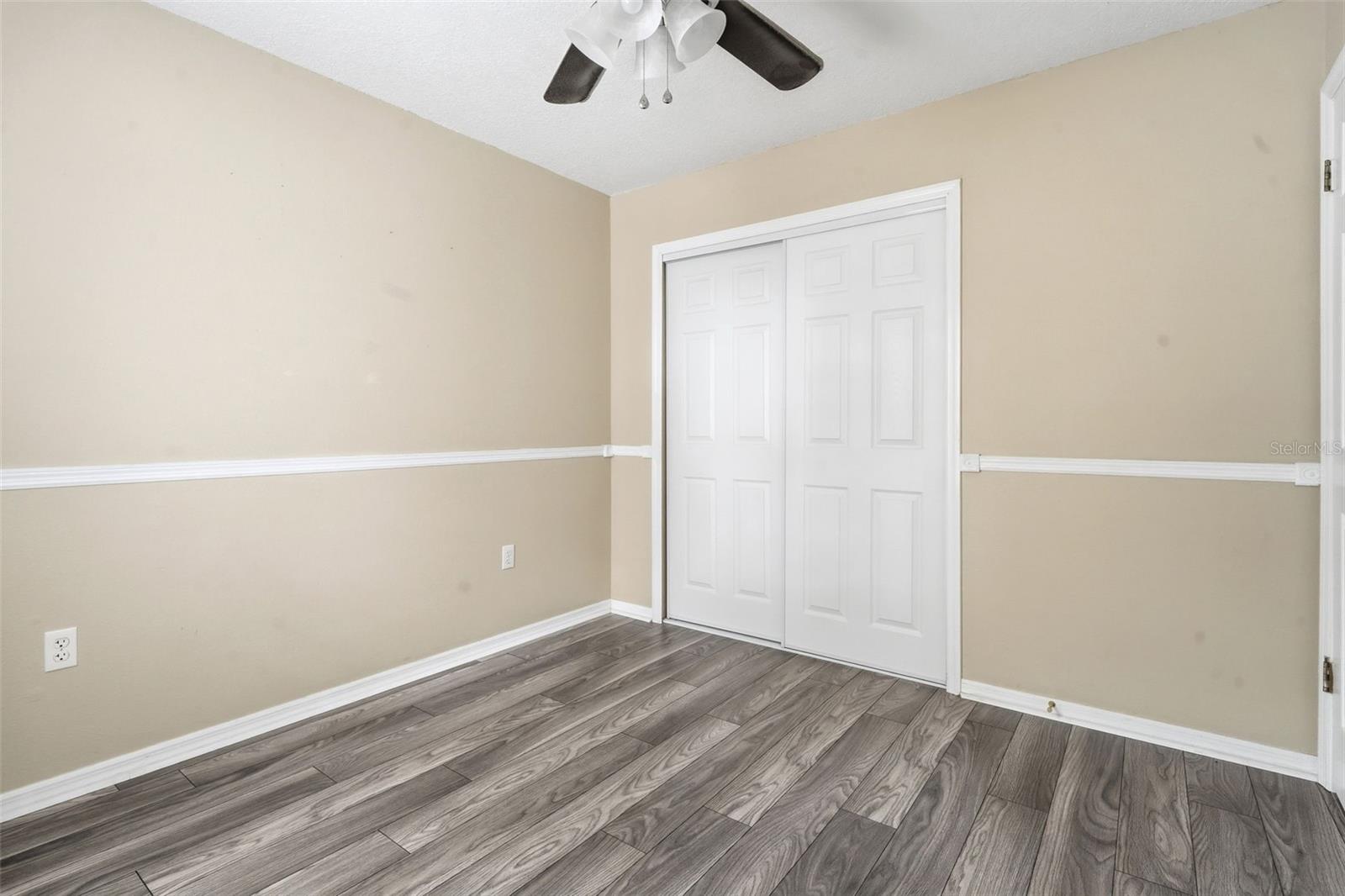 Image 23 of 37 For 2201 Coach House Boulevard 208