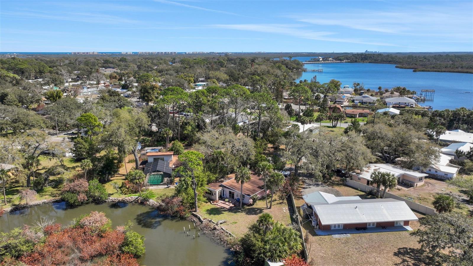 Image 3 of 50 For 410 Acacia Circle